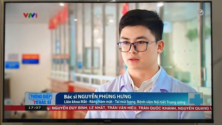 អតីតបេក្ខនារី Olympia ធ្វើ​ឱ្យ​អ្នក​និយម​លេង​អ៊ីនធឺណិត​​​ស្រក់​ទឹក​ភ្នែក ពេល​បង្ហាញ​ខ្លួន​ក្នុង​អាវ​ពណ៌​ស - 4