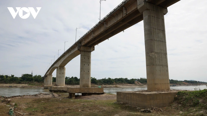 Cầu sông Lô bắc qua xã Đoan Hùng, tỉnh Phú Thọ được xây dựng cách đây 10 năm. (Ảnh: VOV).