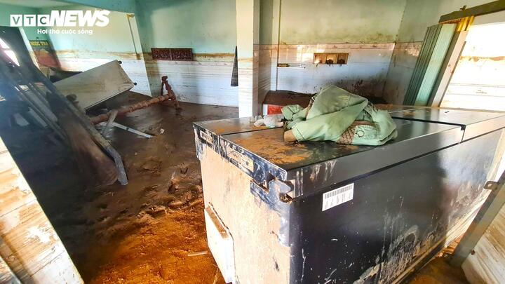 Toàn bộ đồ đạc trong nhà ông Hào mất sạch.