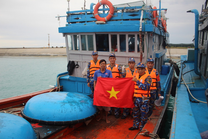 Toàn bộ tàu thuyền ngư dân được neo đậu an toàn, không xảy ra va đập, trôi dạt hay hư hỏng.