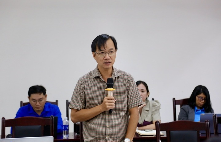 Đại điện Sở GD&ĐT tỉnh An Giang thông tin vụ việc.