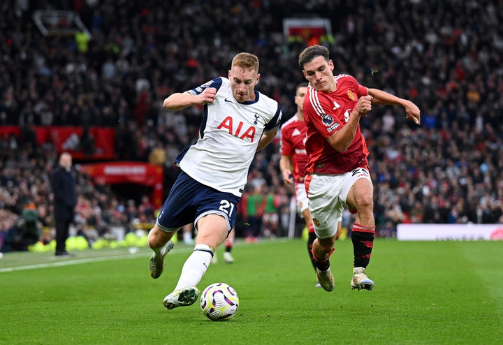 Tottenham chạm trán Man United tại Premier League.
