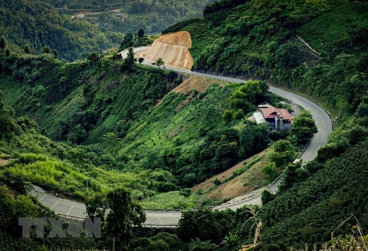 Đèo Pha Đin. (Ảnh: TTXVN)