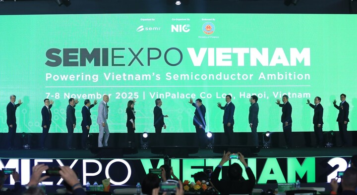 Majlis perasmian Pameran dan Persidangan Antarabangsa SEMIEXPO Vietnam 2025. (Foto: NIC)