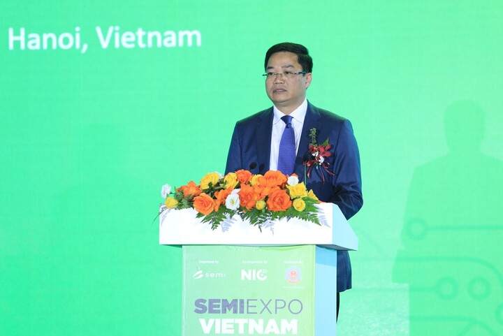 Timbalan Menteri Kewangan Nguyen Duc Tam berucap pada majlis itu. (Foto: NIC)