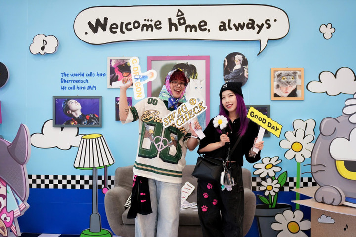 Fan đổ về Ocean City check in G-DRAGON 2025 WORLD TOUR [Übermensch] IN HANOI - 3