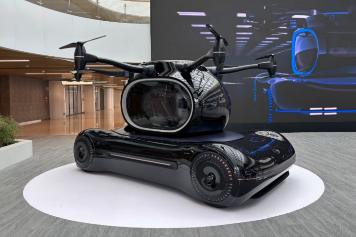 GOVY AirCab - un taxi zburător combinat cu o mașină autonomă, oferind o călătorie fără probleme cu un singur clic (Sursa: GOVY)