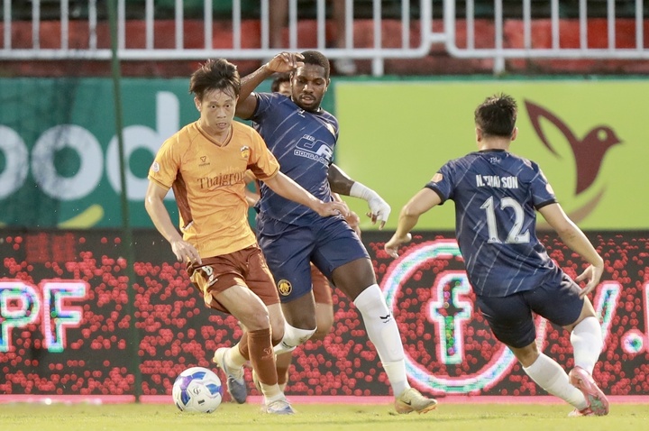 HAGL chia điểm với Thanh Hóa trên sân nhà.