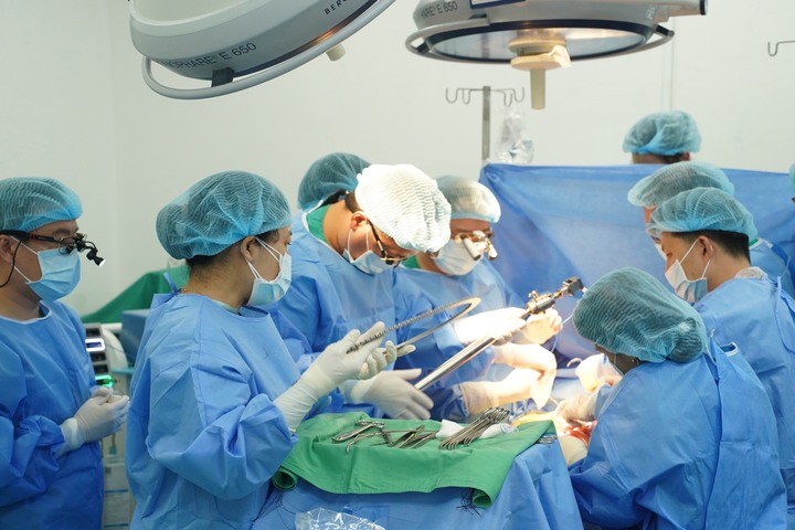 Ca ghép phổi đầu tiên được thực hiện thành công ở miền Nam. (Ảnh: BVCC)