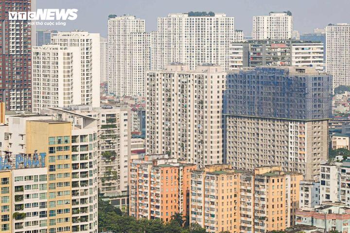 Các chuyên gia cho rằng bất động sản khó sốt nóng trong những tháng cuối năm 2025. (Ảnh: Minh Đức).