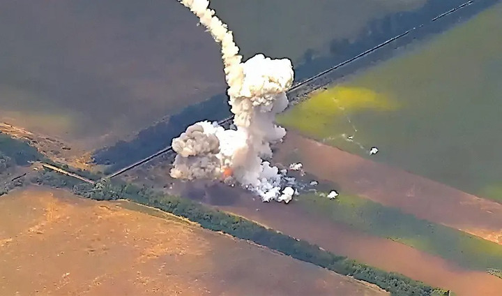 Iskander tấn công mục tiêu tại Ukraine. Ảnh Reporter