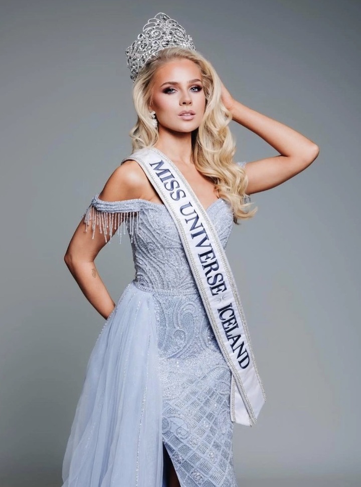 Đại diện Iceland là thí sinh thứ 5 rút khỏi Miss Universe năm nay.