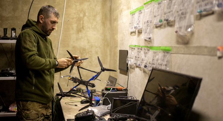 UAV được triển khai đến Pokrovsk. (Ảnh: Reuters)