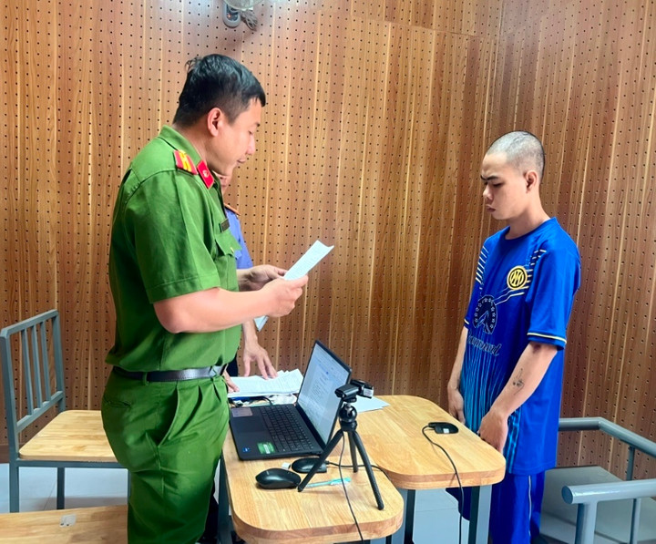 Lệnh bắt tạm giam đối với Nguyễn Phát Đạt. (Ảnh: CACC)