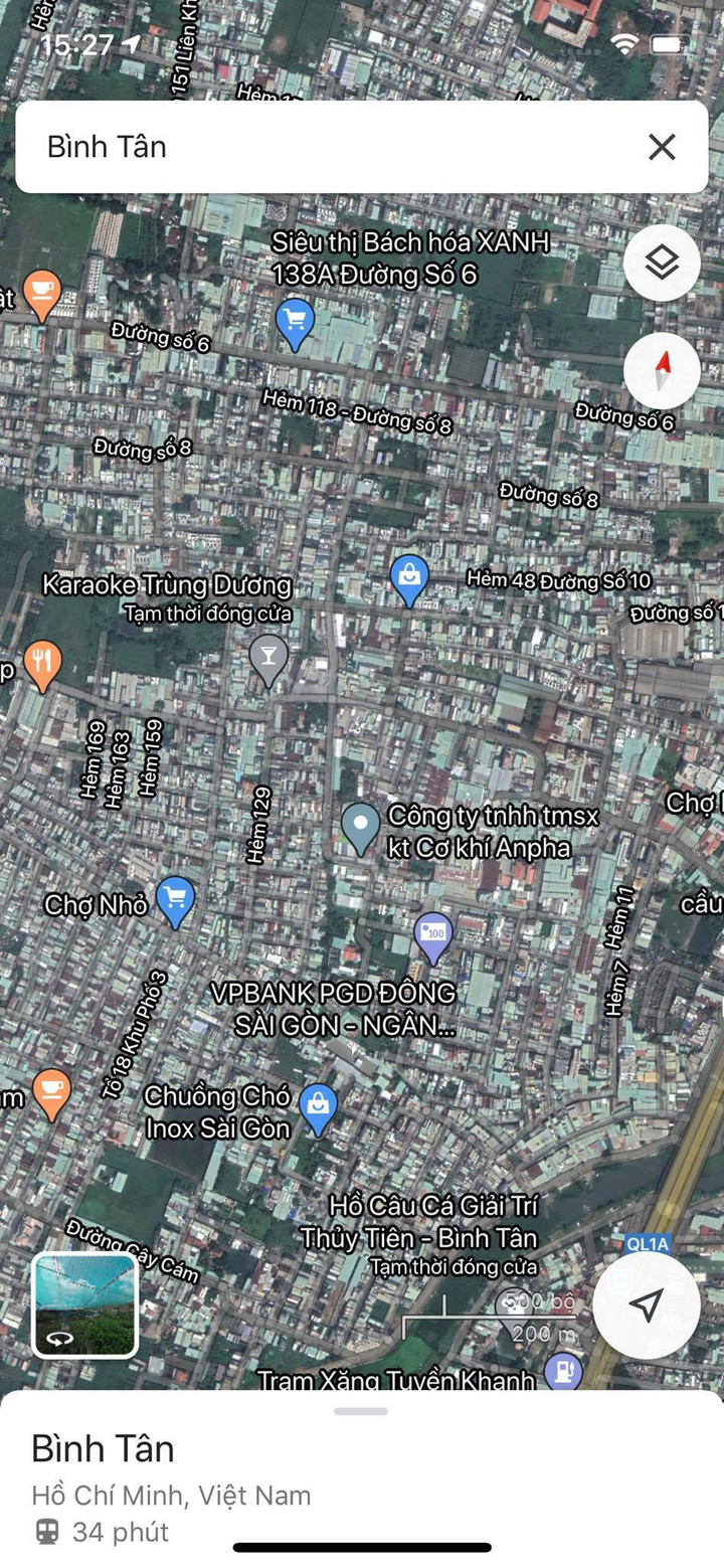 Mái nhà miền Nam thường là màu xanh.