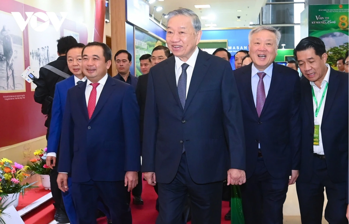 Tổng Bí thư Tô Lâm tới dự Lễ kỷ niệm 80 năm Ngành Nông nghiệp và Môi trường.