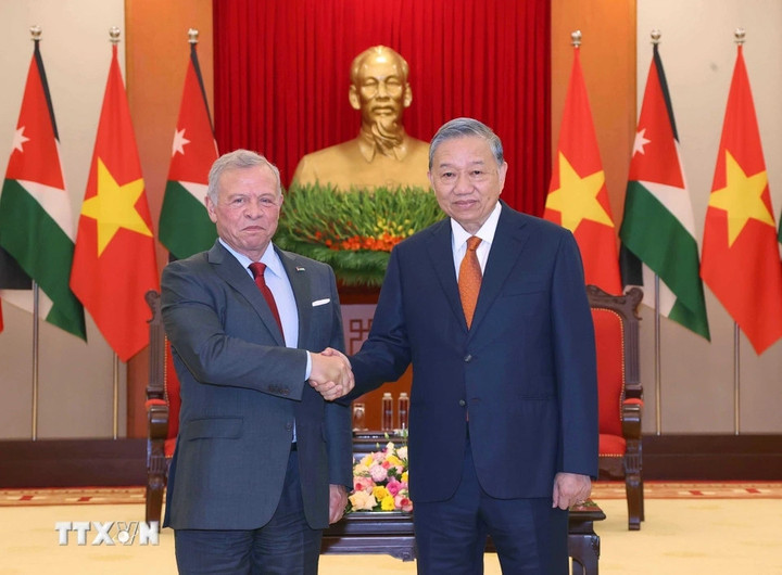 Tổng Bí thư Tô Lâm tiếp Quốc vương Jordan Abdullah II Ibn Al Hussein. (Ảnh: TTXVN)