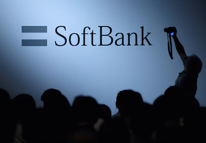 រូបសញ្ញារបស់ SoftBank Group Corp ក្នុងសន្និសីទ SoftBank World 2017 នៅទីក្រុងតូក្យូ ប្រទេសជប៉ុន។ (ប្រភព៖ Reuters)