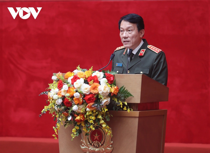 Bộ trưởng Bộ Công an Lương Tam Quang phát biểu.