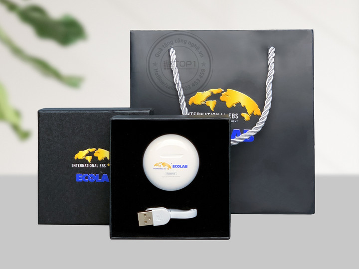 Món quà tặng phù hợp với các thầy giáo đam mê công nghệ.