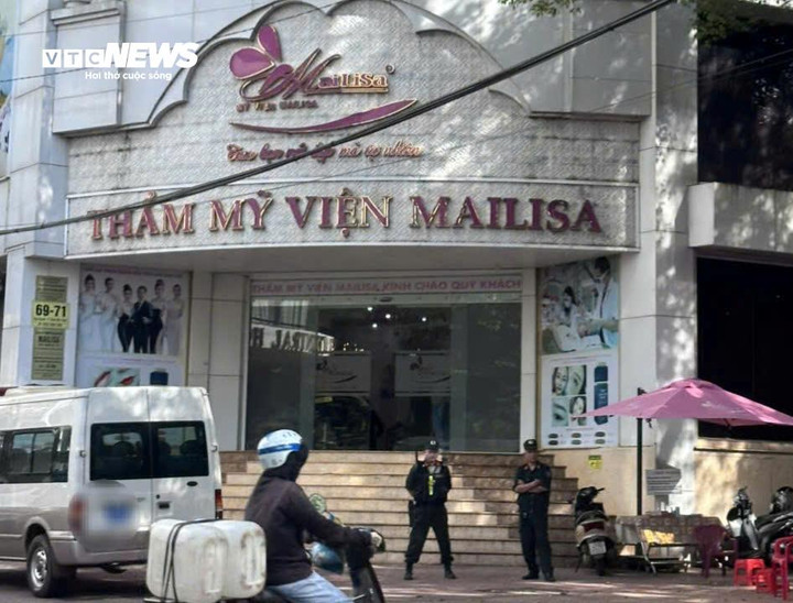 Cảnh sát có mặt trước Thẩm mĩ viện Mailisa trên đường Ngô Quyền.