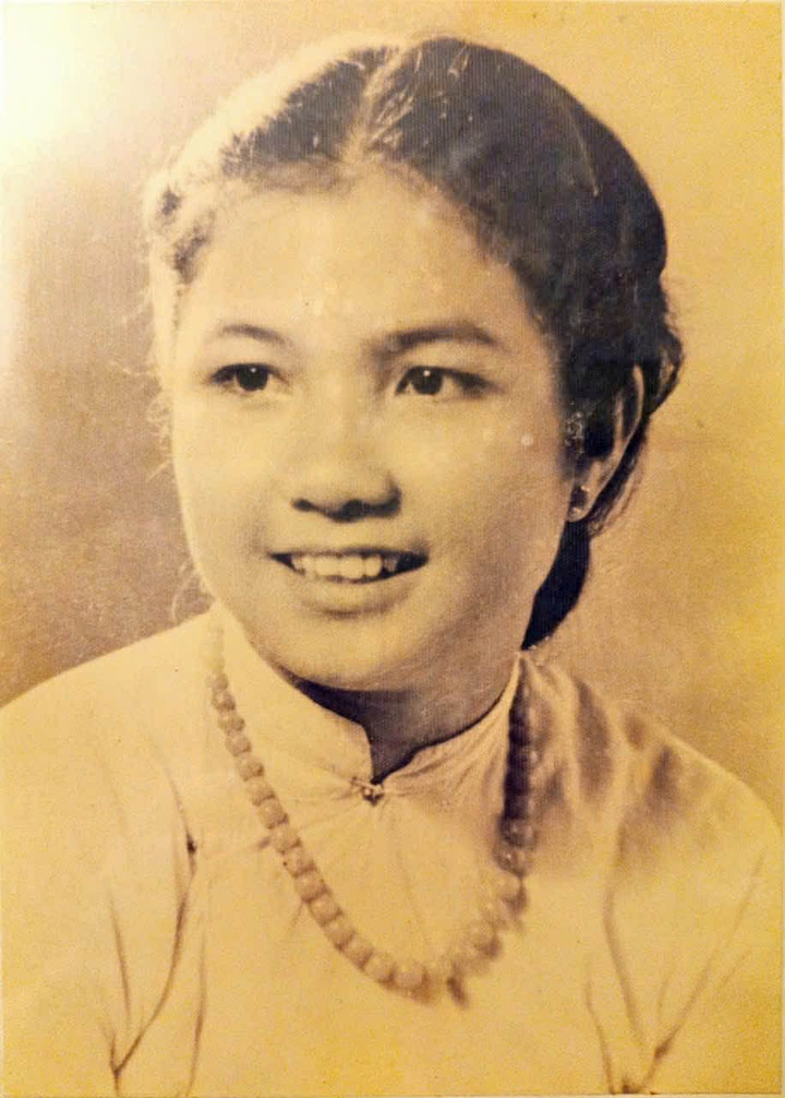 Bà Trần Thị Thành, cô gái dành danh hiệu Hoa khôi Hà Nội năm 1939. (Ảnh do gia đình cung cấp)