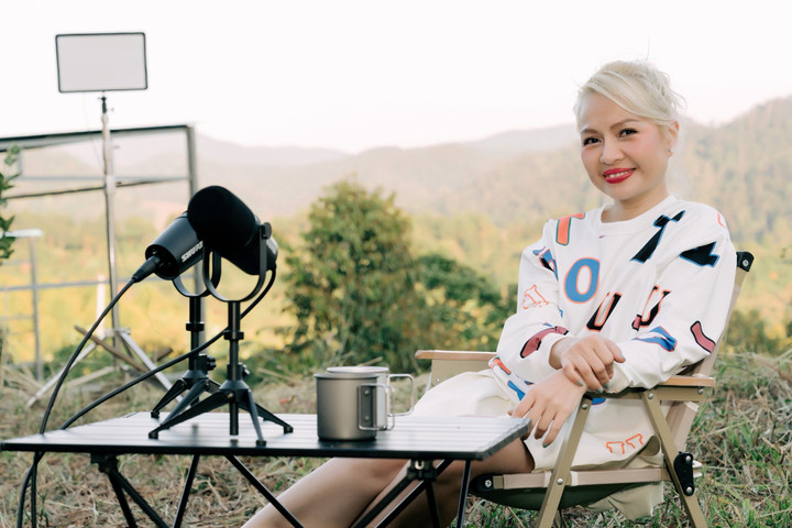 Chị Tuyết Nhi lên đường đi du học, tạm gác lại sự nghiệp (Ảnh: NVCC)