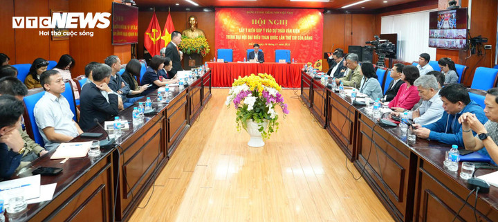 Toàn cảnh hội nghị.