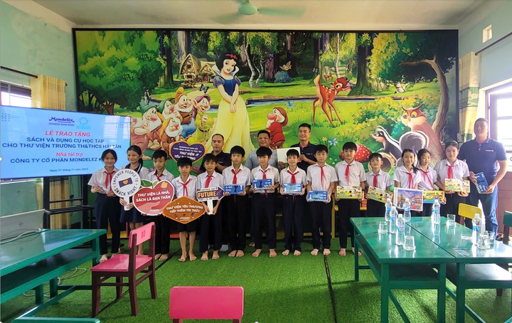 Chương trình “Thư viện Yêu thương” được triển khai nhằm hướng đến mục tiêu nuôi dưỡng tri thức và mở rộng cơ hội học tập cho trẻ em vùng sâu, vùng xa trên khắp Việt Nam.