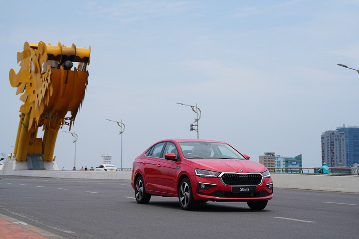 Skoda Slavia trình làng với hàng loạt điểm nổi bật.
