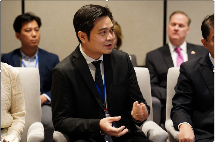 Ông Bryan Ty, Tổng Giám đốc Philip Morris Việt Nam