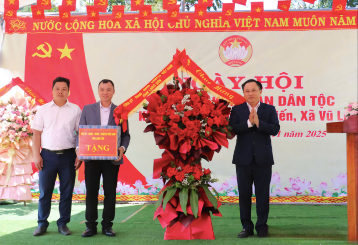 Lạng Sơn: Xã Vũ Lễ tưng bừng ngày hội đại đoàn kết toàn dân tộc - 4