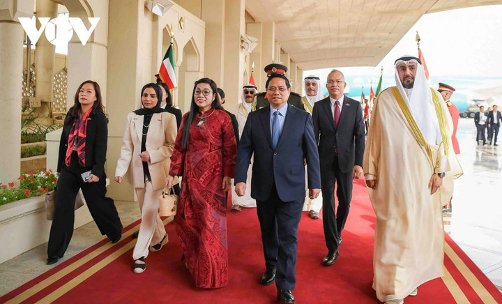 Thủ tướng Phạm Minh Chính và Phu nhân bắt đầu thăm chính thức Kuwait - 3