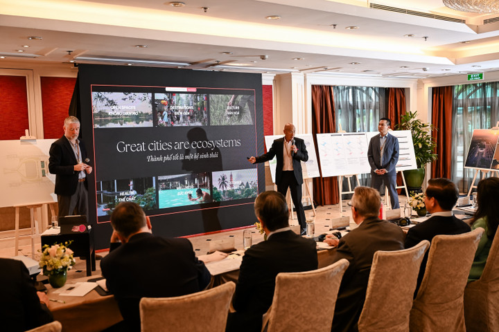 Các phiên trình bày diễn ra trong không khí chuyên nghiệp và cởi mở, sôi nổi nhằm tìm ra phương án thiết kế xứng tầm với quy mô của CHKQT Gia Bình.