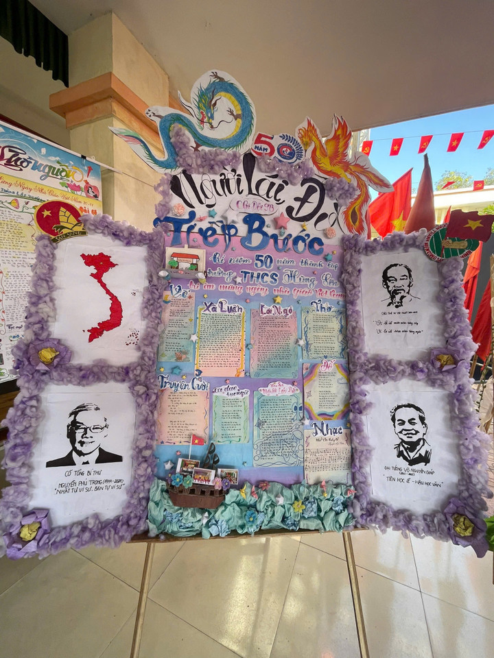 Série nástěnných novin, které 20. listopadu způsobily rozruch, studenti předváděli své úžasné talenty - 1