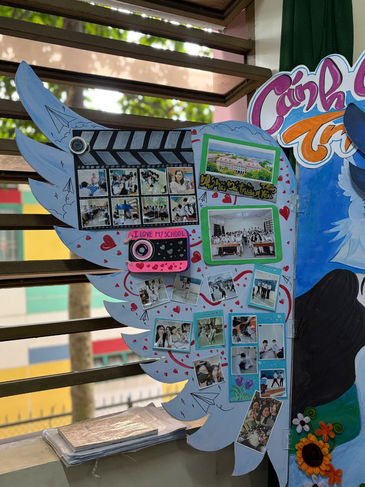 Série nástěnných novin způsobila 20. listopadu rozruch, studenti předvedli své úžasné talenty - 8