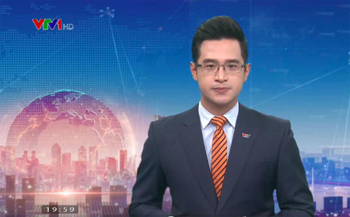 BTV Tiến Anh trên bản tin Thời sự 19h.