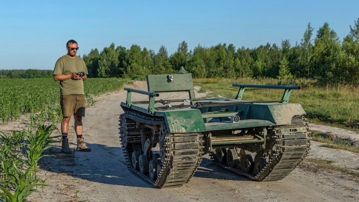 Một nguyên mẫu phương tiện không người lái mặt đất của Ukraine. Ảnh NPR