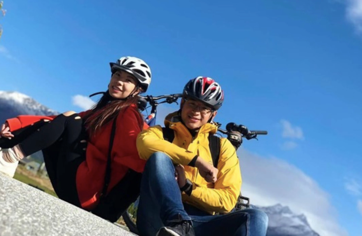 Hình ảnh hiếm hoi của BTV Tiến Anh và vợ.