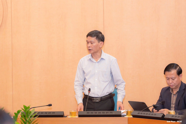 Các đại biểu phát biểu tại cuộc họp.