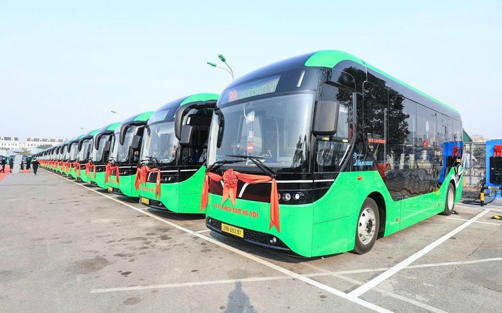 Xe buýt điện ở Hà Nội.