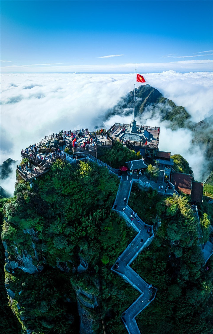 Cơ hội “vàng” để trải nghiệm vẻ đẹp Nóc nhà Đông Dương với mức giá ưu đãi trước kỳ bảo trì.