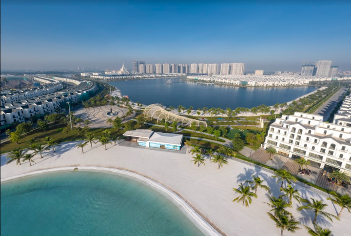 Những đại đô thị đầy đủ tiện ích ngày càng hút cư dân.