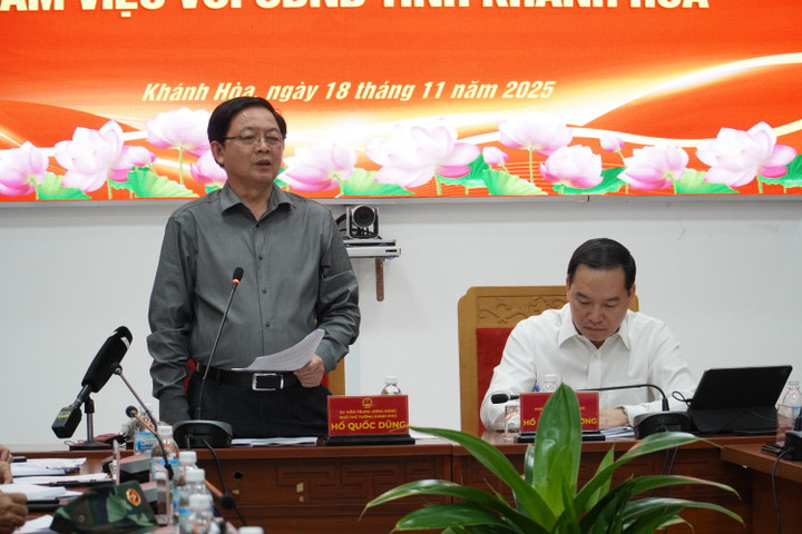 Phó Thủ tướng Hồ Quốc Dũng làm việc với tỉnh Khánh Hòa.