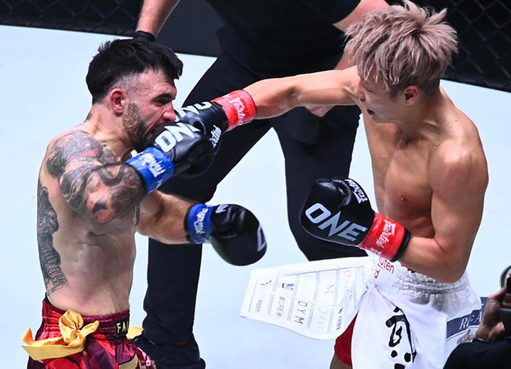 Takeru đánh bại Denis Puric