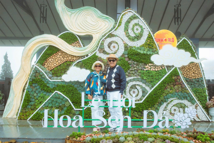 Những tác phẩm sen đá độc đáo tại Lễ hội Hoa Sen Đá lần thứ 2.