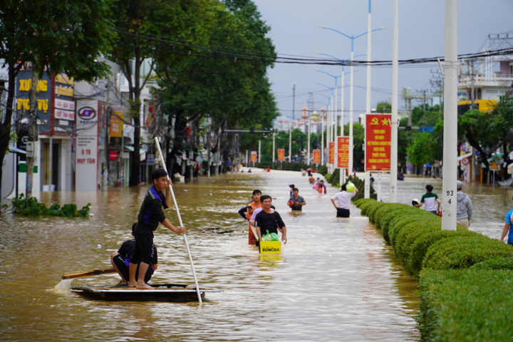 Ngập lụt nhiều nơi ở Khánh Hòa.