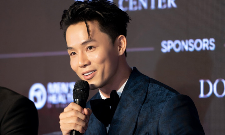 Á vương Vũ Linh nhận cát-xê 2000 USD để ngồi ghế giám khảo.