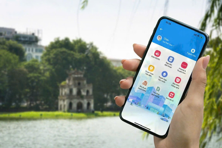 Người dân có thể tự khai báo thông tin dữ liệu đăng ký xe, giấy phép lái xe trên ứng dụng iHanoi.