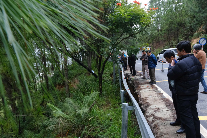 Điểm sạt lở trên đèo Mimosa.